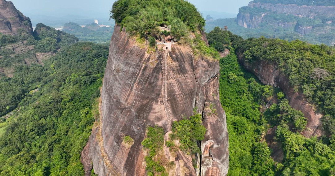 阳元山