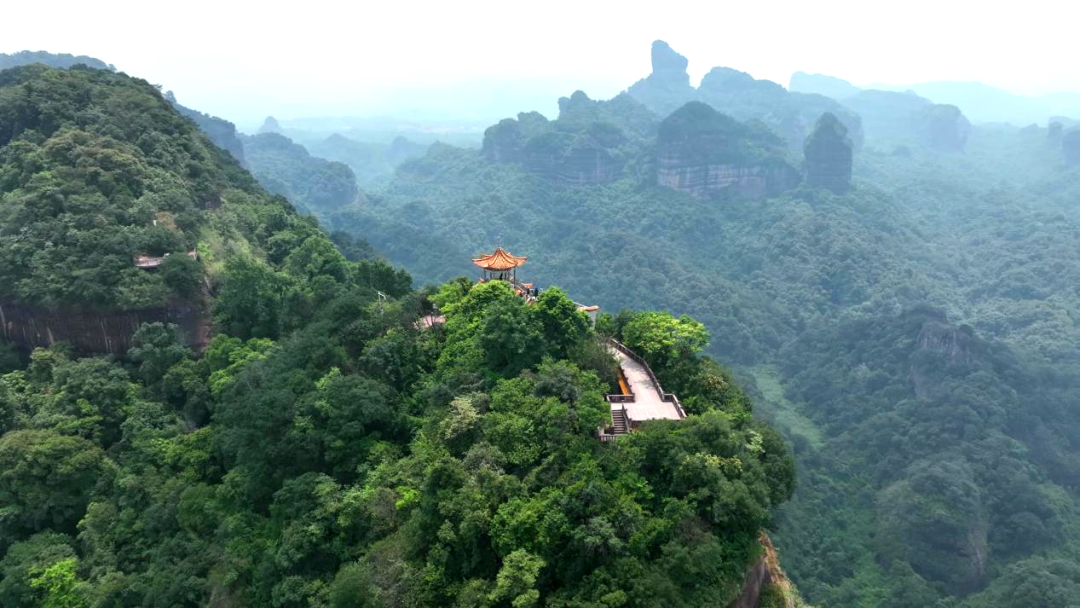 长老峰“御风亭”