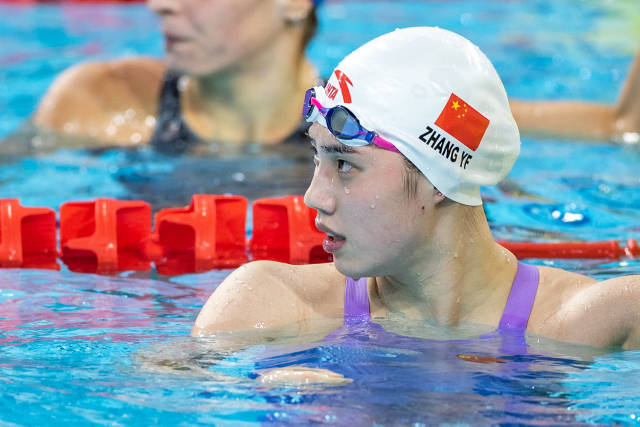 张雨霏在比赛后。