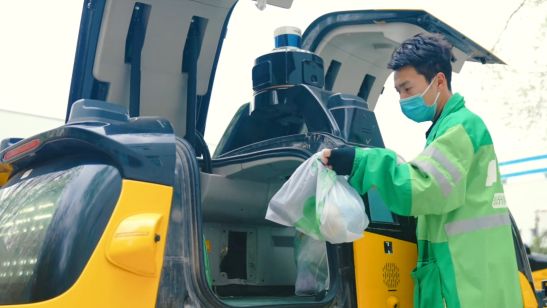 湾区黑科技“卷”到飞起，8月狂送90万单