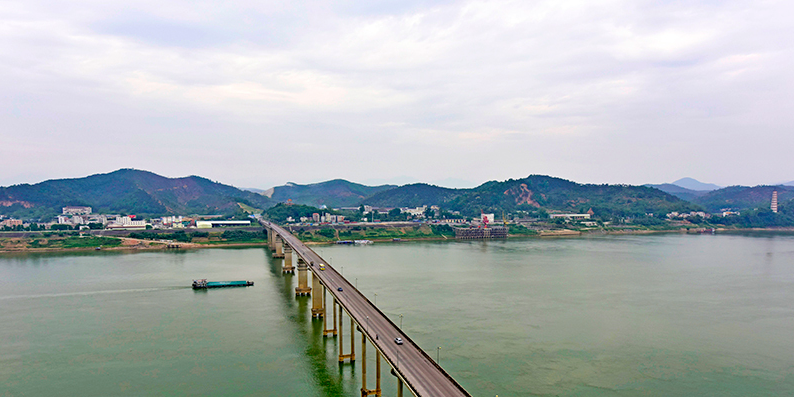 Guangdong invests 901.4 billion RMB to support key projects across the province Guangdong invests 901.4 billion RMB to support key projects across the province