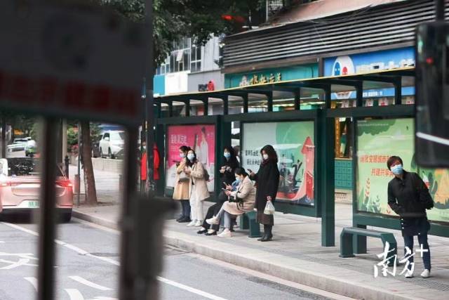 南方+ 何志豪 拍摄