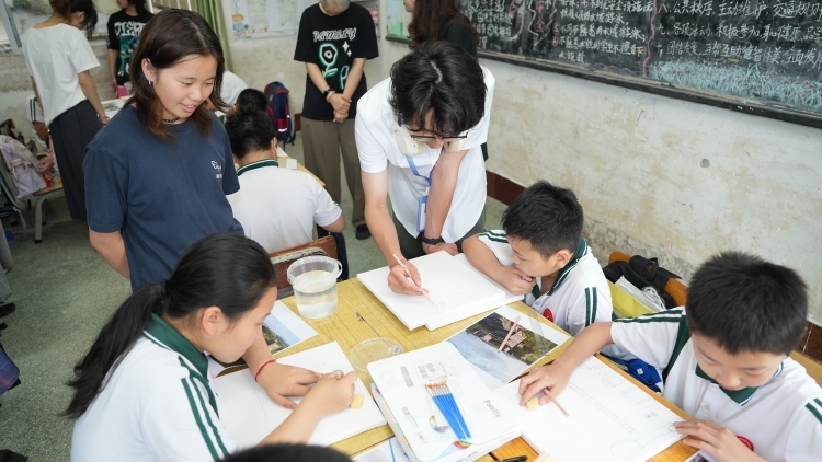 中小学春秋假，如何放得好推得开？