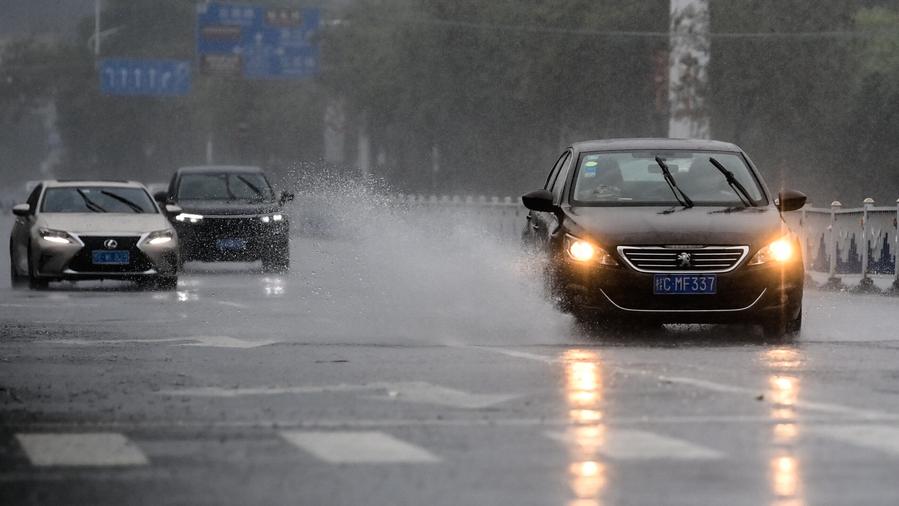 China earmarks 40 mln yuan for provinces' disaster response as typhoon hits
