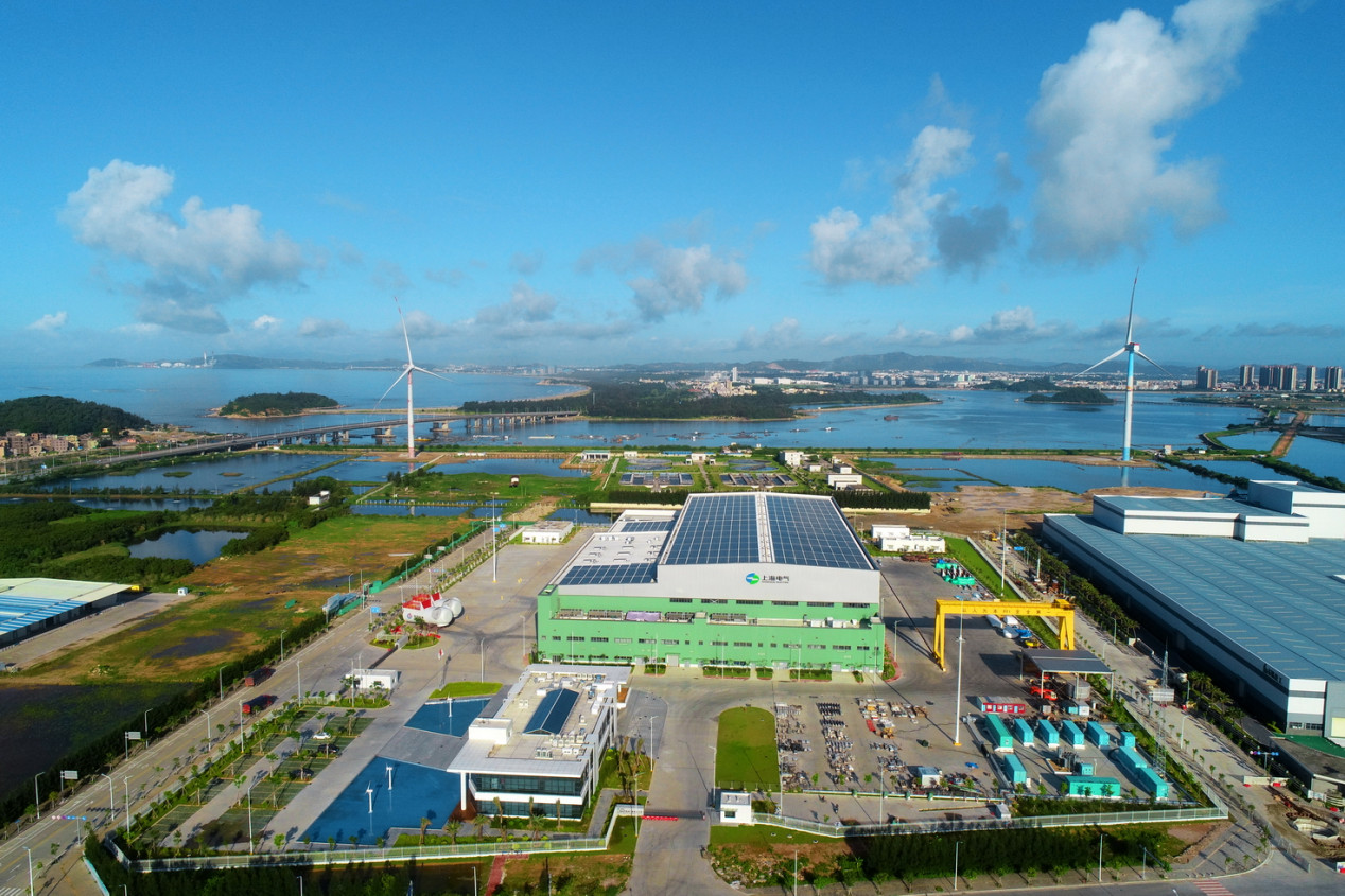 广东省风电临海试验基地目前已投产两个机位。