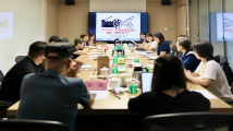 《旋转木马》剧本研讨会在广州举行 《旋转木马》剧本研讨会在广州举行