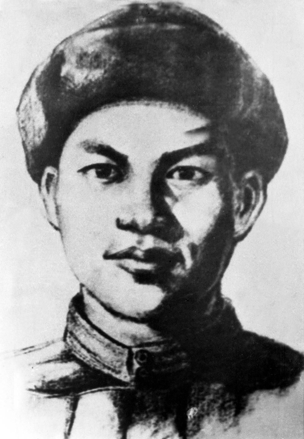 这是邱少云像。新华社发（资料照片）