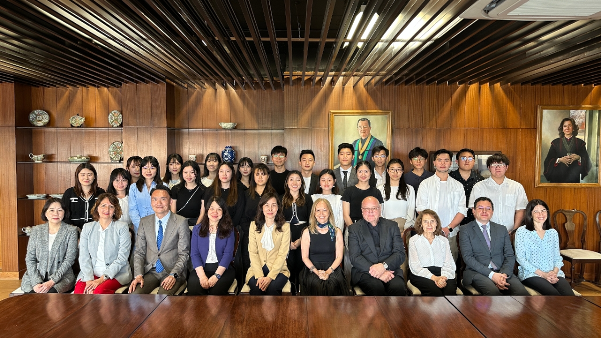 Secretária para os Assuntos Sociais e Cultura, Ao Ieong U, termina com sucesso a visita ao exterior para desenvolver a cooperação nos domínios da saúde, da educação e da cultura