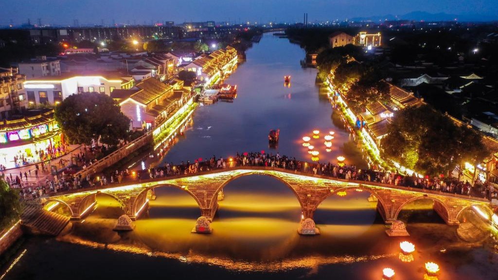 “双节”同辉！国庆中秋假期交出活力满满“成绩单”