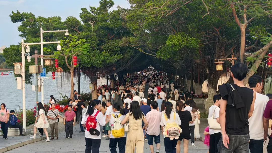 Huizhou attracts over 3.9 million visitors during National Day holiday