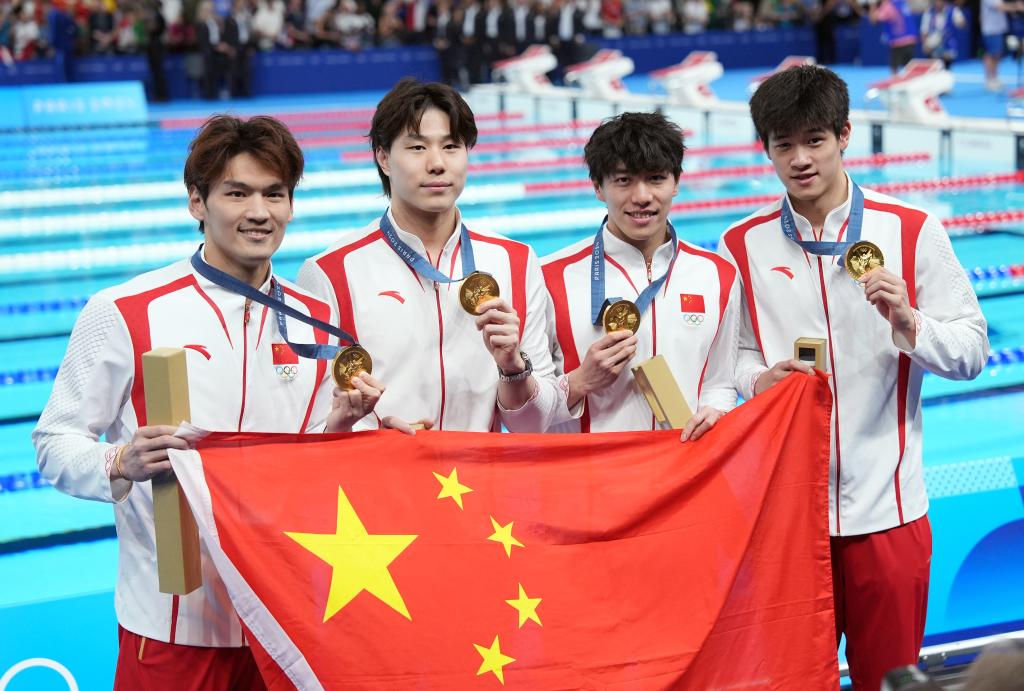 JO Paris 2024 la Chine remporte l'or sur le relais 4×100m 4 nages