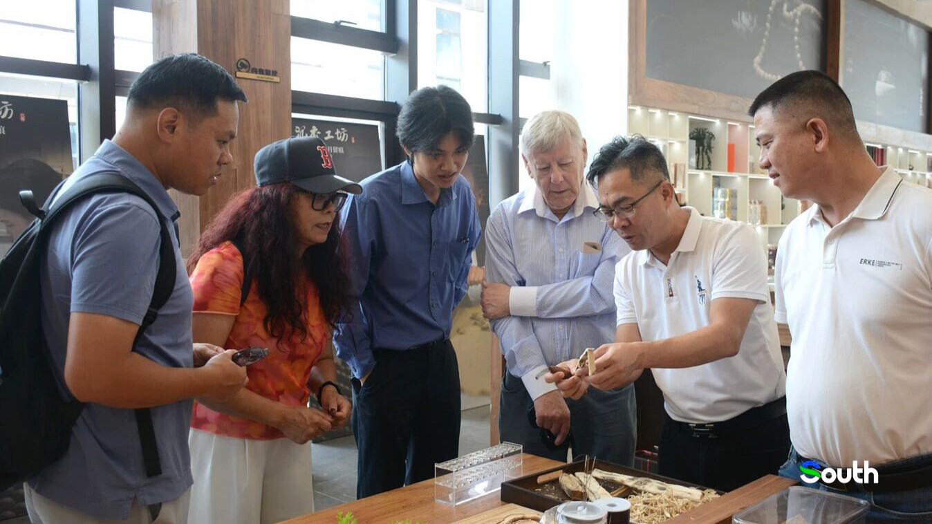 Australian business delegation visits Maoming's Dianbai to seek cooperation