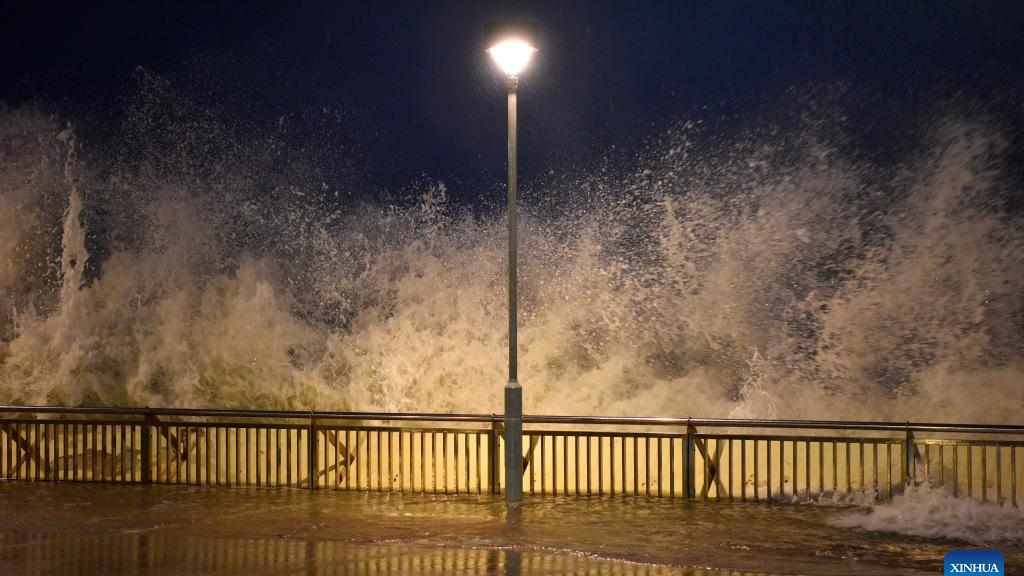 Hong Kong issues No. 8 typhoon signal as Ragasa draws near