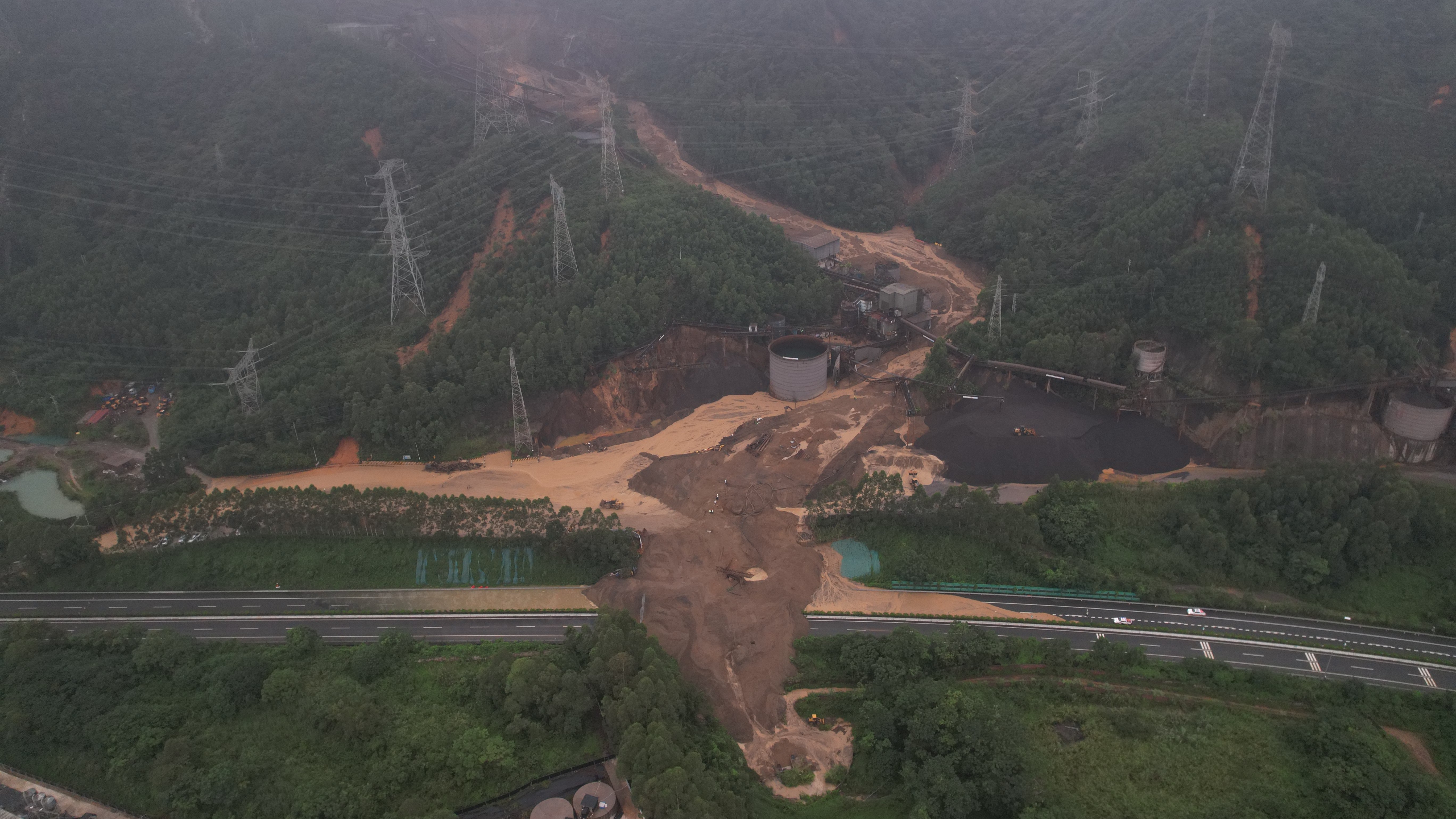 Guangdong transport accelerates recovery as rain eases