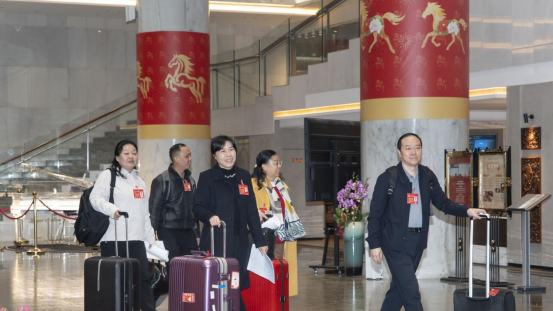 广东进入“两会时间”！代表委员今日报到