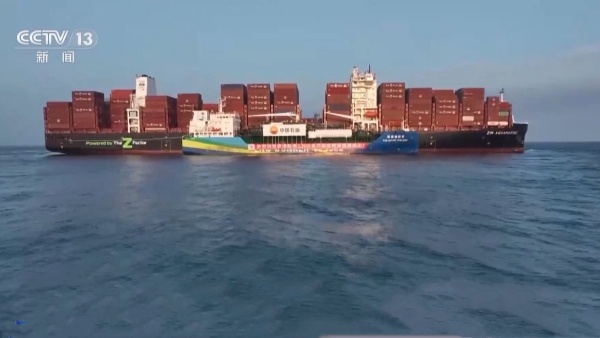 Hong Kong : accomplissement de la première opération de ravitaillement en GNL de navire à navire