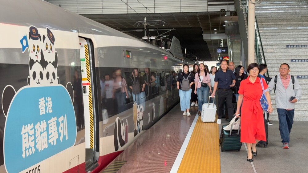 Guangzhou-Shenzhen-Hong Kong High-Speed Rail trips surpass 10 mln in 2025