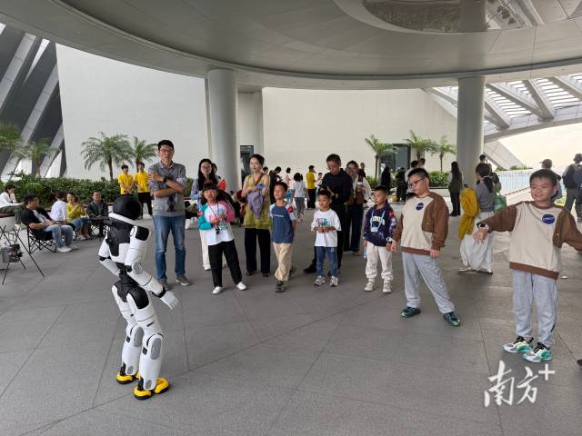 南方+ 石磊 拍摄