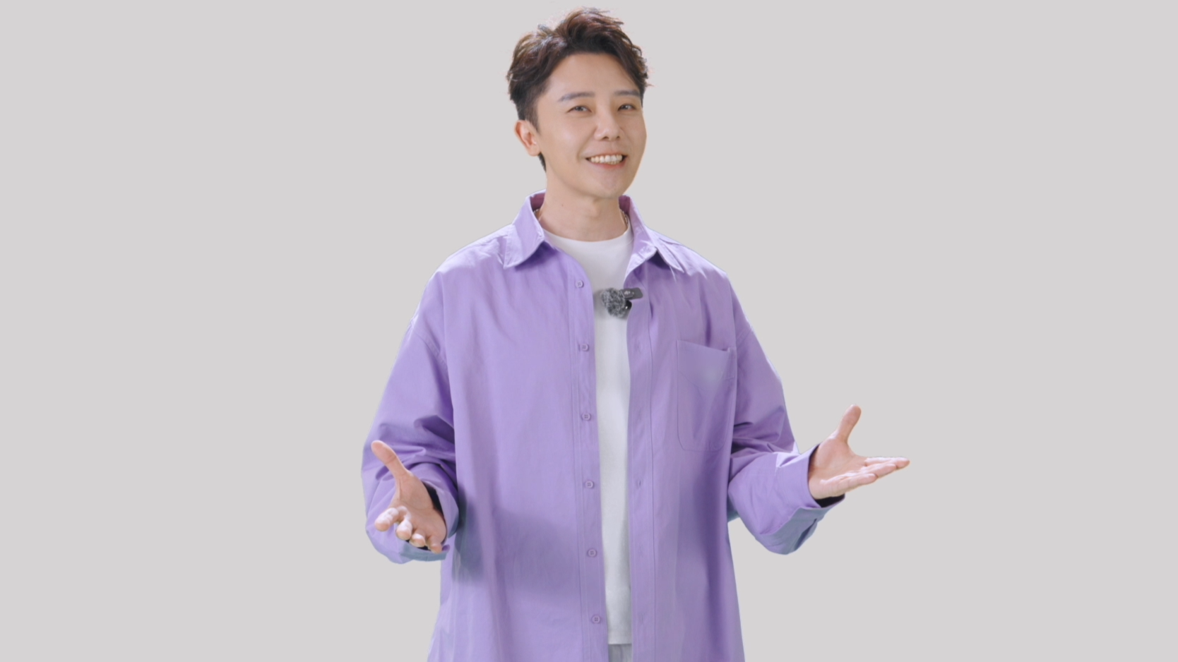 罗嘉豪为十五运会打Call：祝十五运会圆满成功！