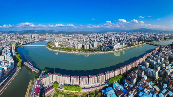 “免费梅州”政策持续助力招好商招大商