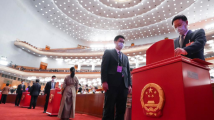 众望所归聚民心 掌舵领航向复兴 众望所归聚民心 掌舵领航向复兴