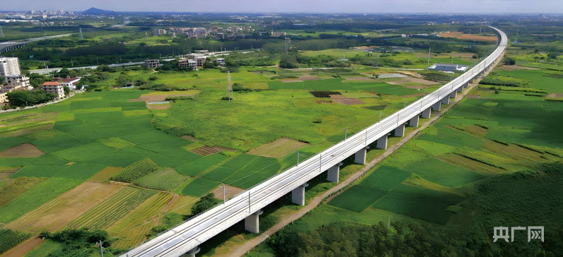 广湛高铁跨海川快线特大桥