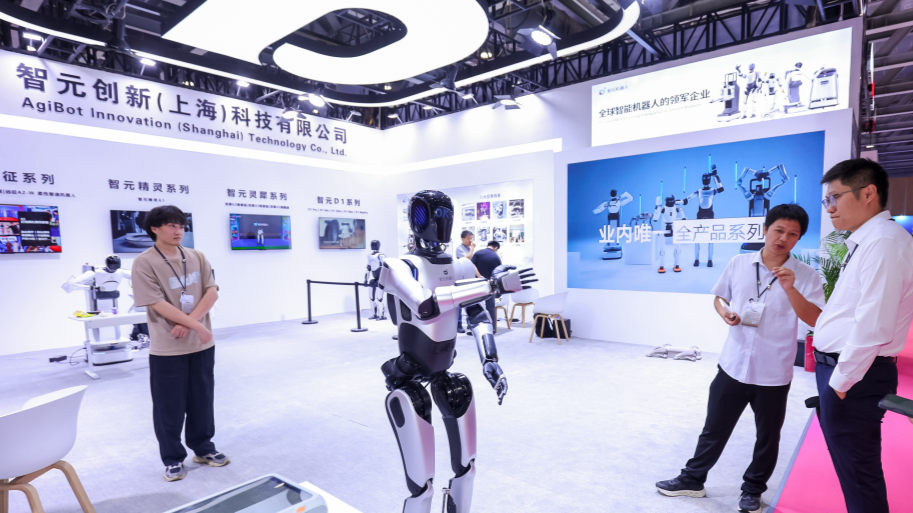 China's startup ramps up application of humanoid robots