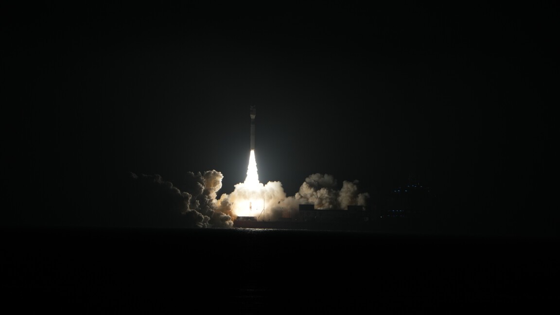 一箭11星 我国成功发射吉利星座05组卫星