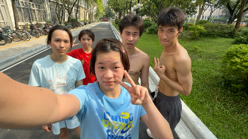 全红婵更新训练照：大汗淋漓！网友：瘦了！