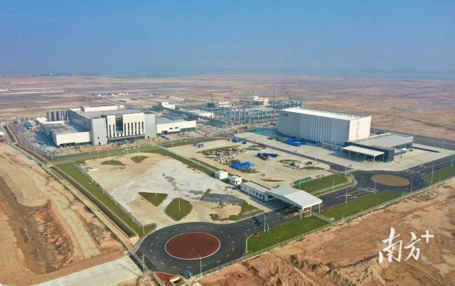 巴斯夫(广东)一体化基地首套装置。 巴斯夫(广东)一体化基地首套装置。