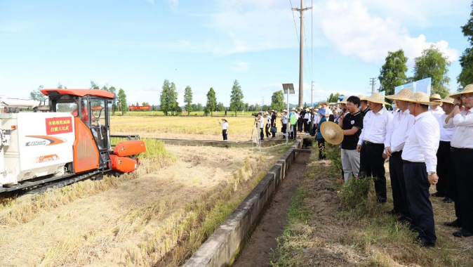 广东首创激励机制鼓励水稻机收减损