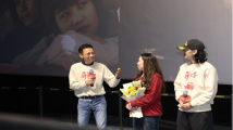 画棺材的男人有什么故事?粤产电影《异乡来客》广州首映 画棺材的男人有什么故事?粤产电影《异乡来客》广州首映
