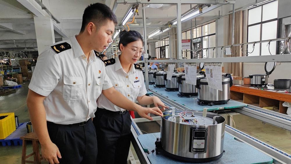 Guangdong's foreign trade grows by 13.9% in the first seven months | In Guangdong We Trust