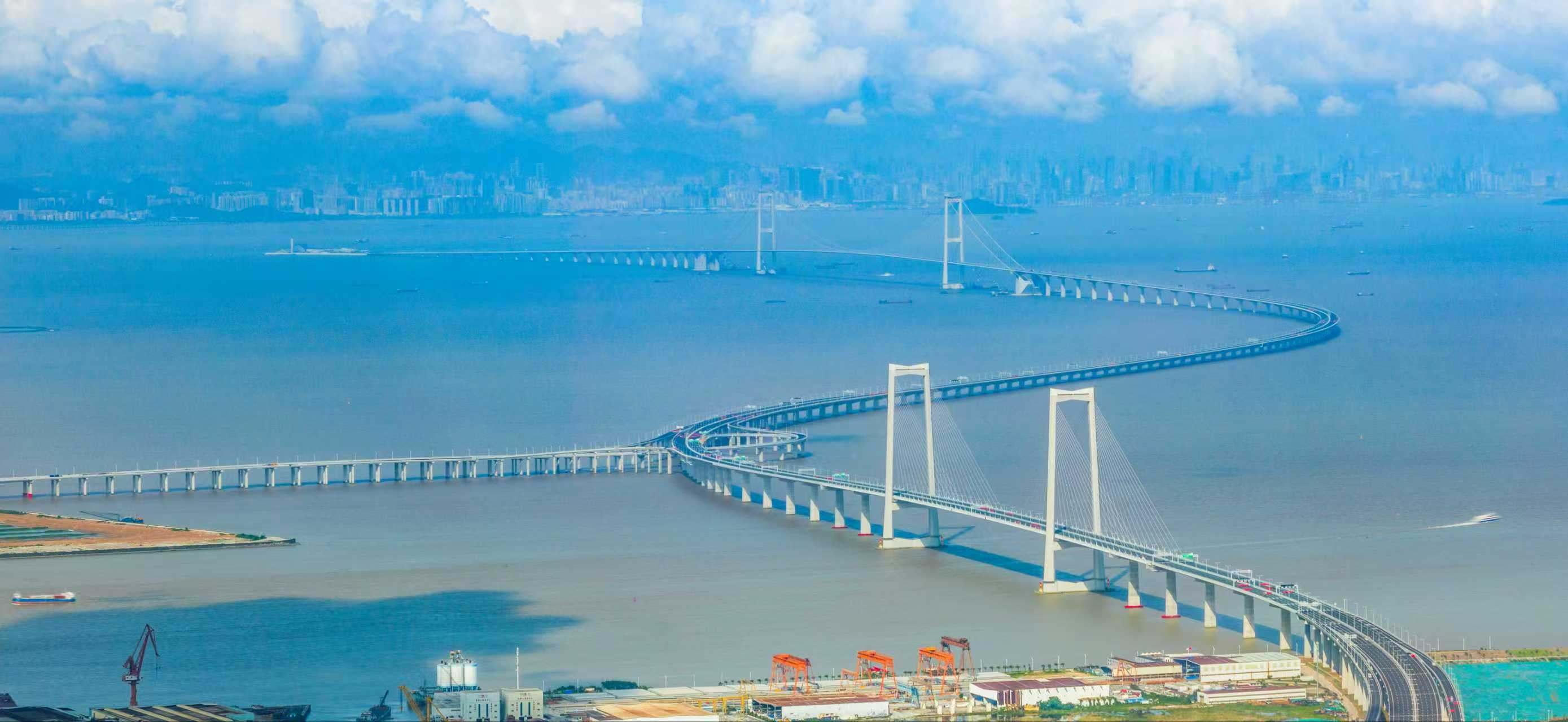 集团在“十四五”期间建成深中通道项目