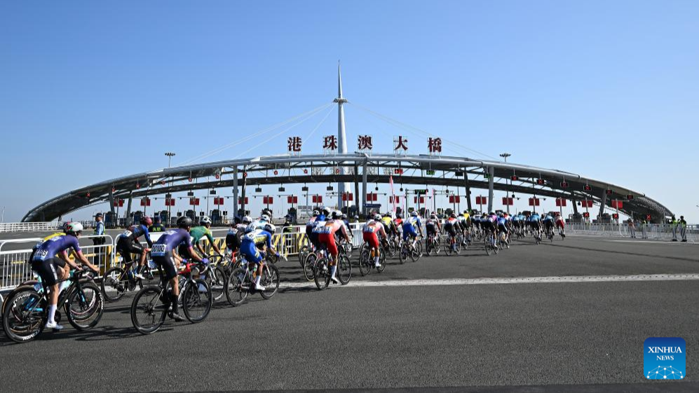 In pics: men's road race of cycling road at China's 15th National Games