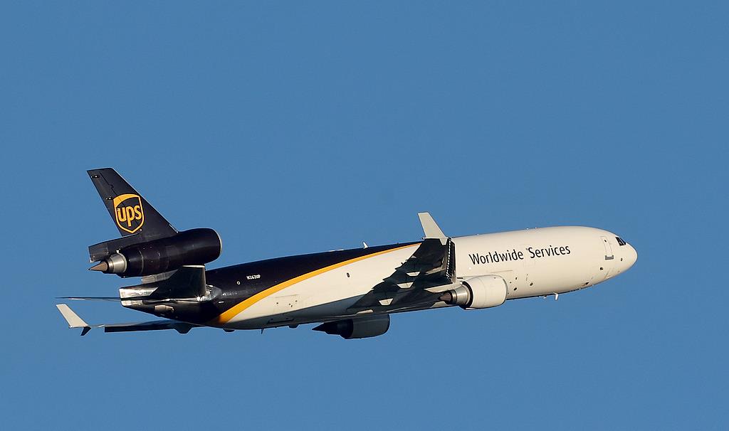 △美国联合包裹运送服务公司（UPS）的麦道11型货机（资料图）