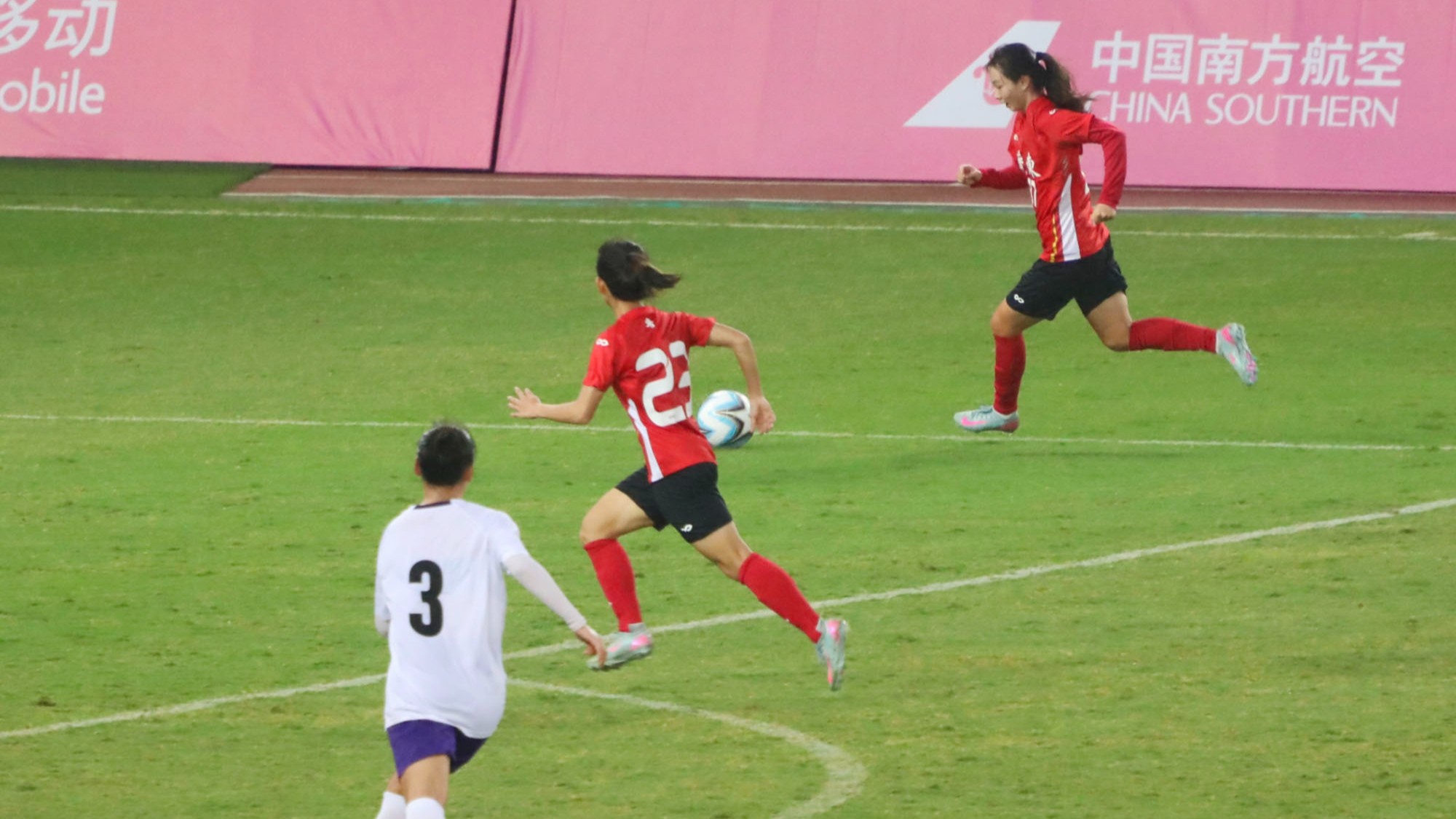 图集丨 佛山主场氛围拉满！广东女足轻松拿下首胜