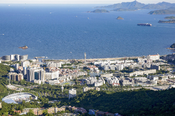 Shenzhen takes strict measures to prevent imported cases of COVID-19
