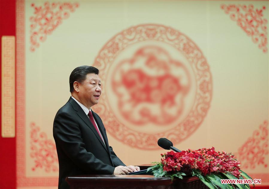 Xi extends Spring Festival greetings, expressing confidence for future