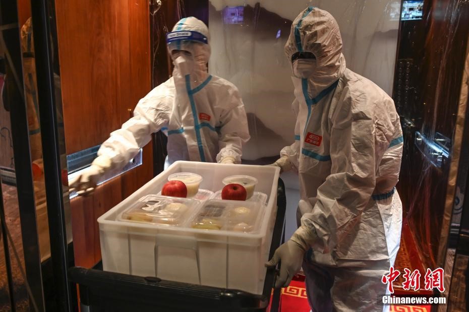Foreigners well protected in China's Guangzhou during COVID-19 pandemic