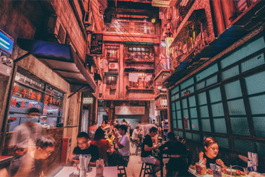 Guangzhou's Tianhe suspends late night dine-in services