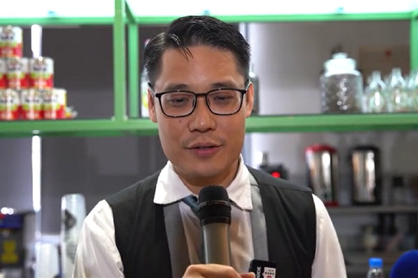 A young HK scientist witnessed his start-up growing in Zhongshan