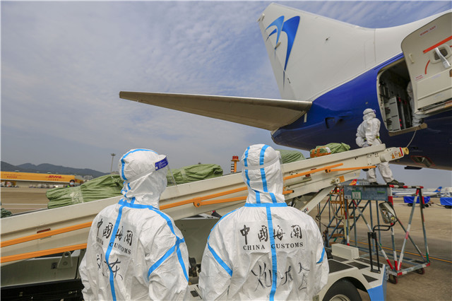 Shenzhen reaches out to glove on COVID-19