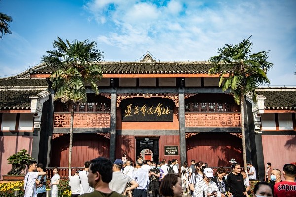 "Red tourism" booming as CPC celebrates centenary