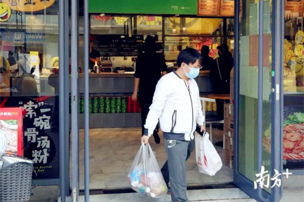 Updates on dine-in services in GD, avoid cold take-away dishes