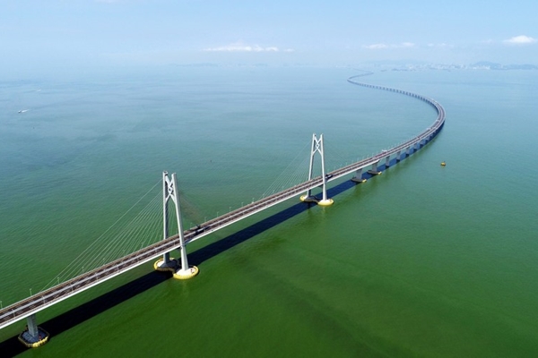 Xi urges Shenzhen to boost construction of Guangdong-Hong Kong-Macao Greater Bay Area