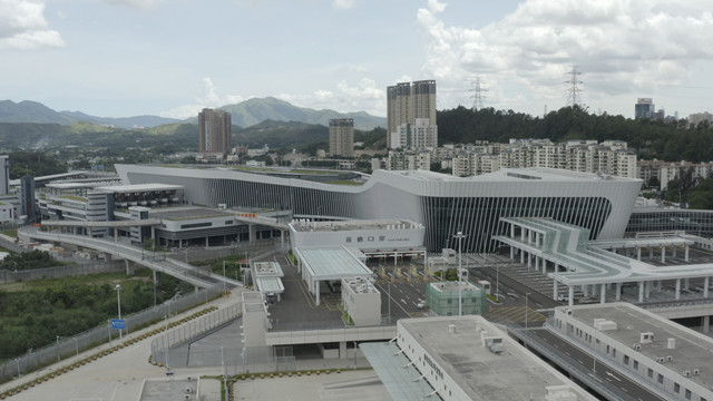 Video | One minute for a truck to take customs clearance at Liantang Port