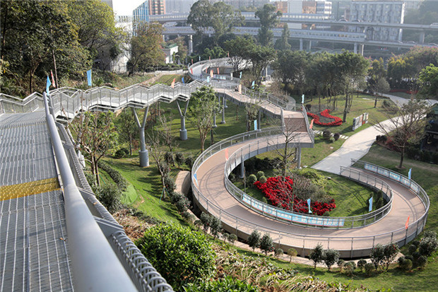 Trail connecting Yuexiu and Baiyun Mountain opens on May Day