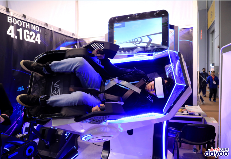 Innovative products garner attention at 125th Canton Fair