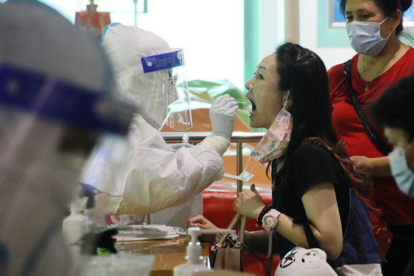 COVID-19 mass testing underway in Haizhu, Guangzhou